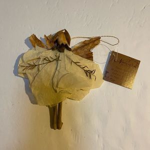 NWT  Enesco Natures Poetry Handcrafted Fairy Ornament Ornie 2011 Green/Ivory Sm